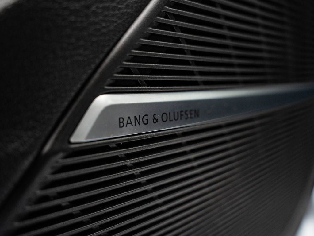 Used 2023 Audi Q8 Premium Plus w/ Premium Plus Package image 27