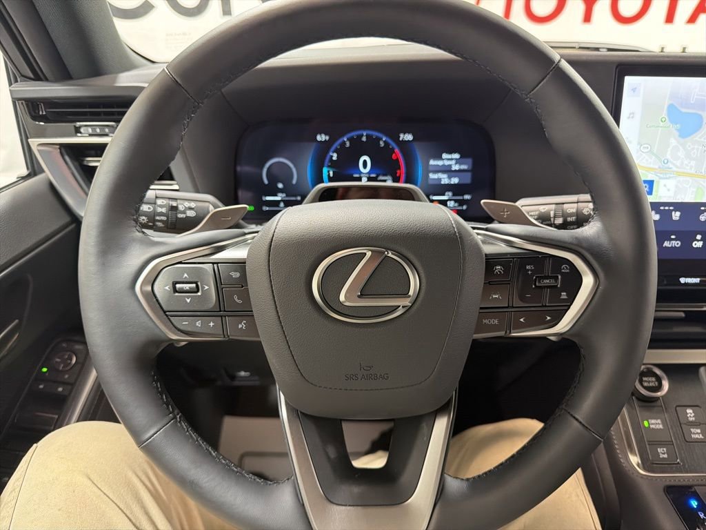 Used 2026 Lexus GX 550 w/ Cold Area Package AWD/4WD image 30