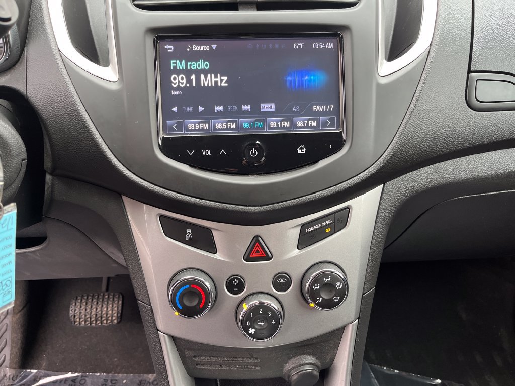 Used 2015 Chevrolet Trax LT AWD/4WD image 19