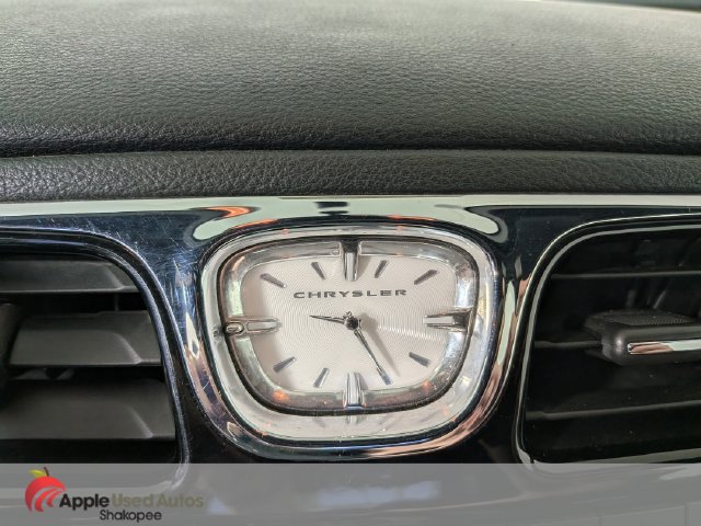 Used 2012 Chrysler 200 Touring FWD image 18