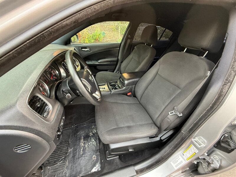 Used 2014 Dodge Charger SE RWD image 8