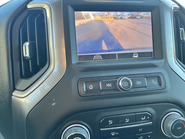 Used 2025 Chevrolet Silverado 2500 Custom w/ Custom Value Package image 18