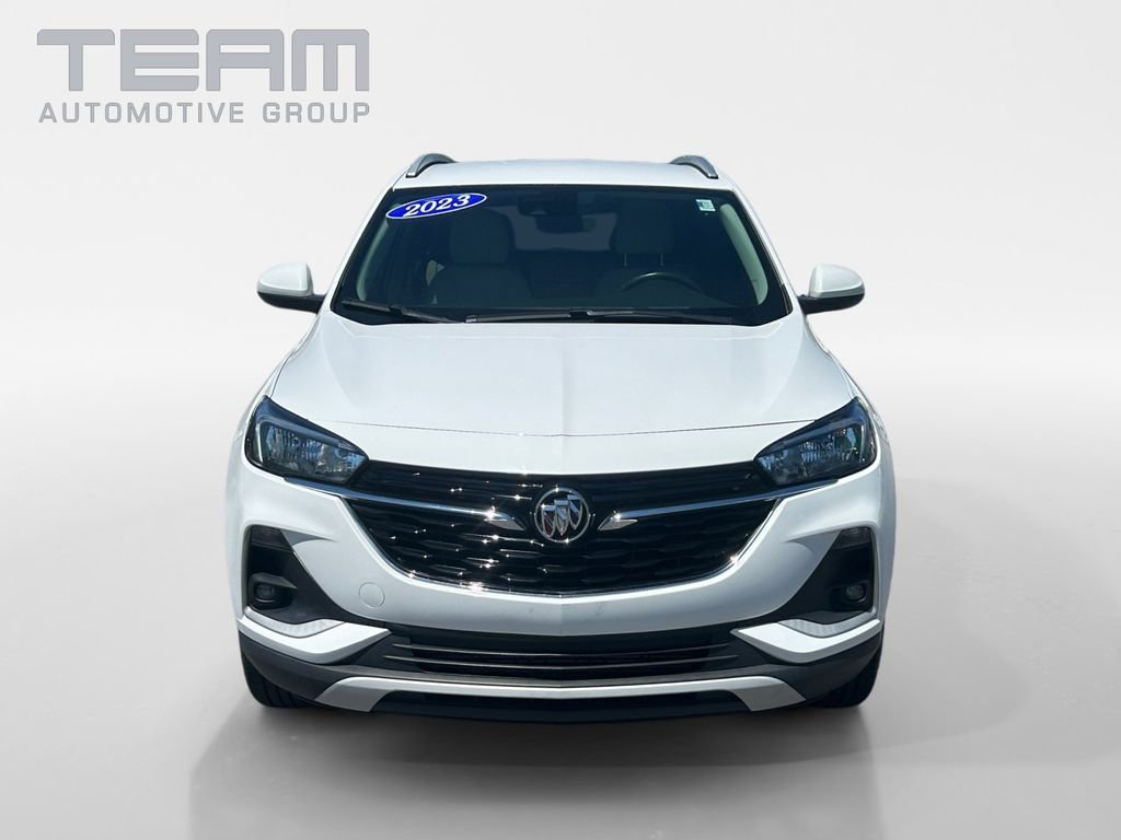 Used 2023 Buick Encore GX Select FWD image 2