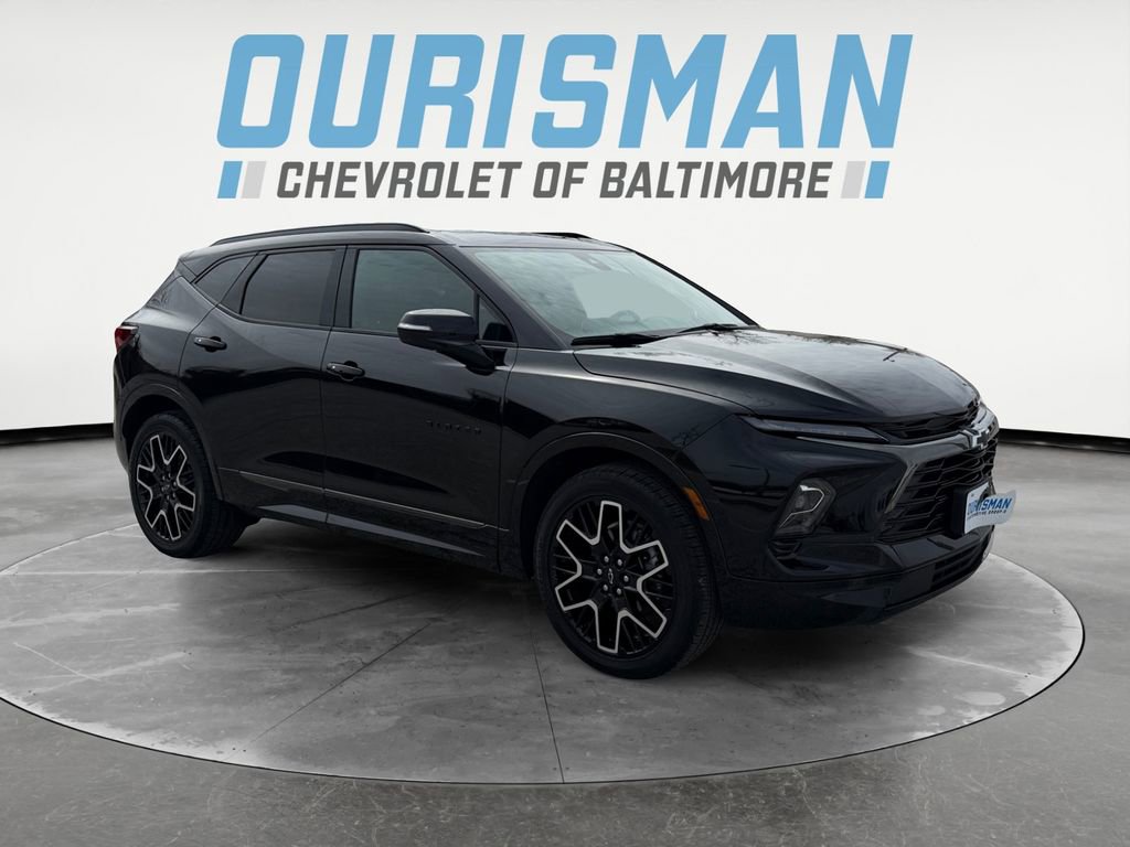 Used 2025 Chevrolet Blazer RS w/ Driver Confidence II Package image 1