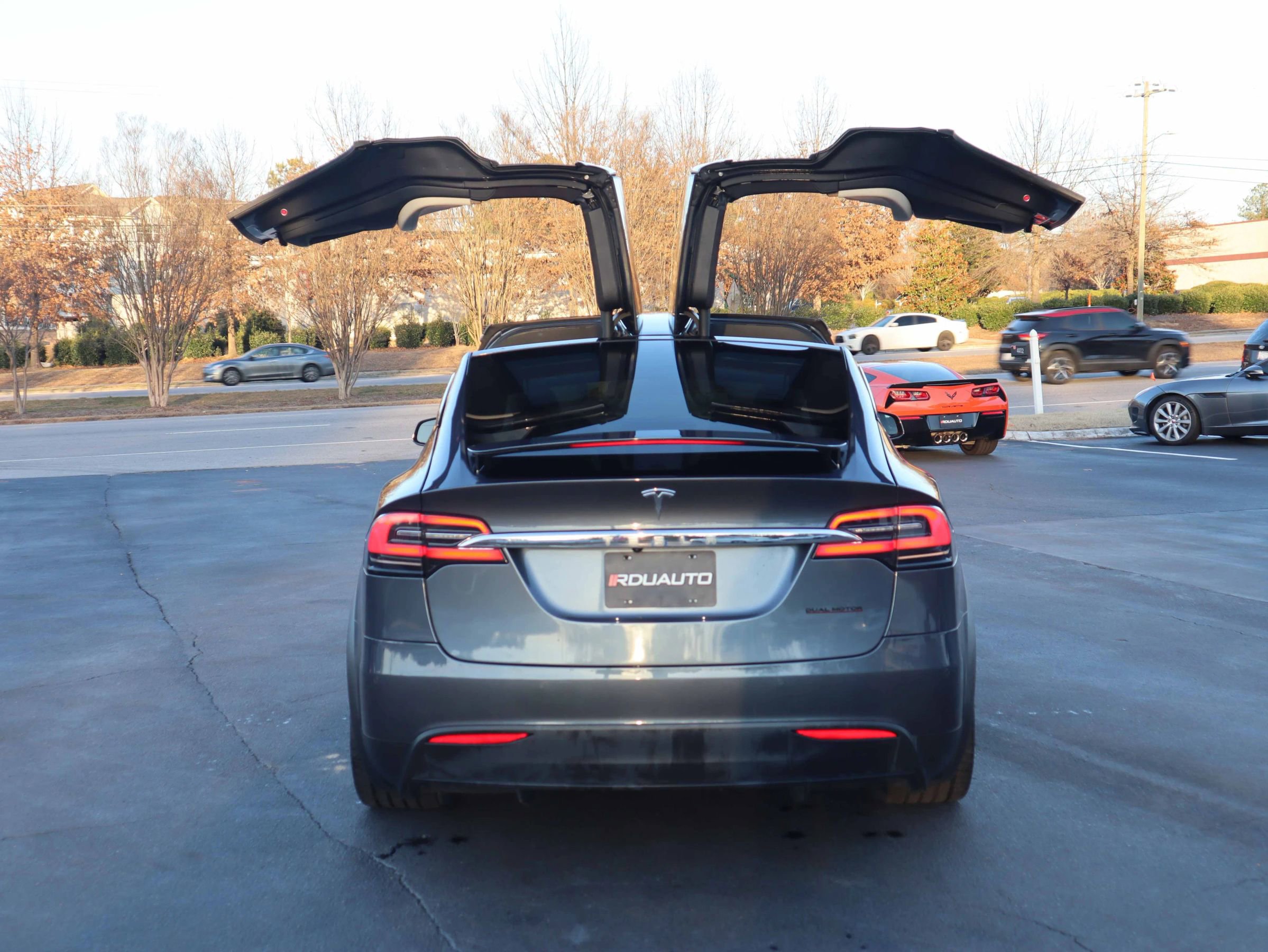 Used 2021 Tesla Model X Performance image 11