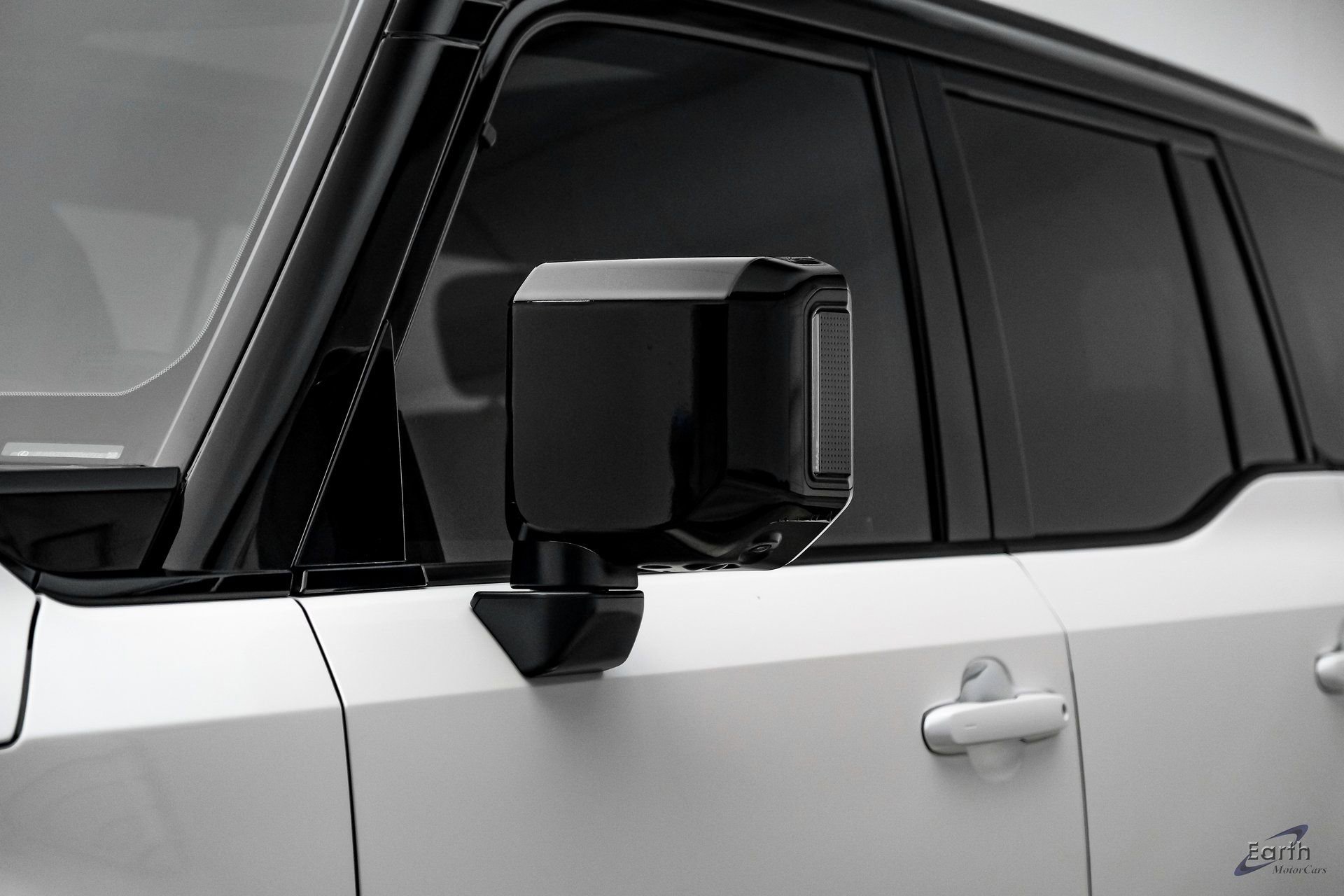 Used 2025 Lexus GX 550 550 Luxury+ 22 VOSSEN WHEELS w/ Accessory Package (2T) image 28