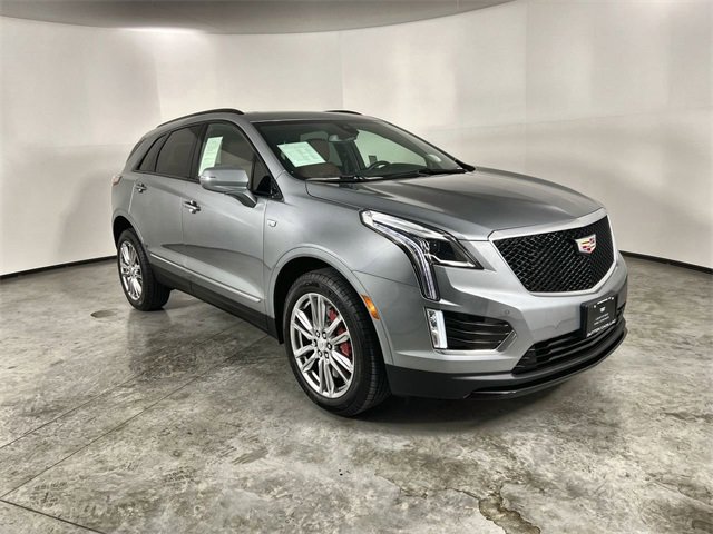 Used 2025 Cadillac XT5 Sportv image 2