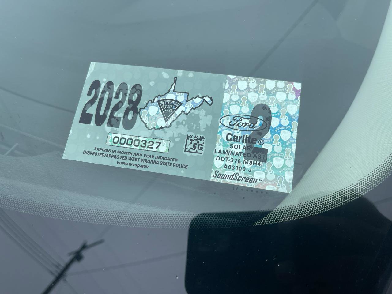 Used 2017 Ford Focus SE w/ Cold Weather Package image 2