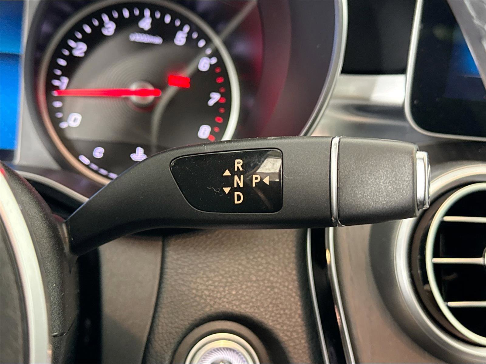 Used 2020 Mercedes-Benz C 300 4MATIC Sedan image 28