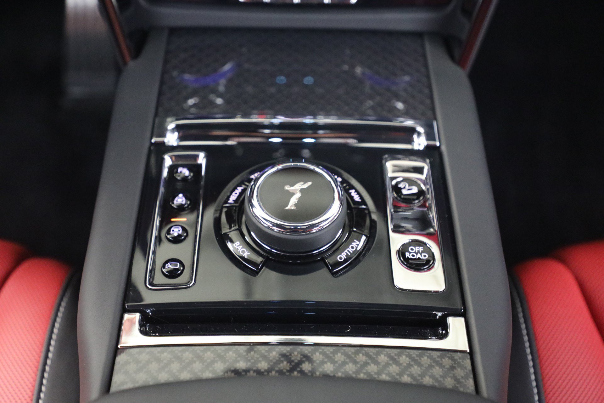 New 2027 Rolls-Royce Cullinan Black Badge AWD/4WD image 25