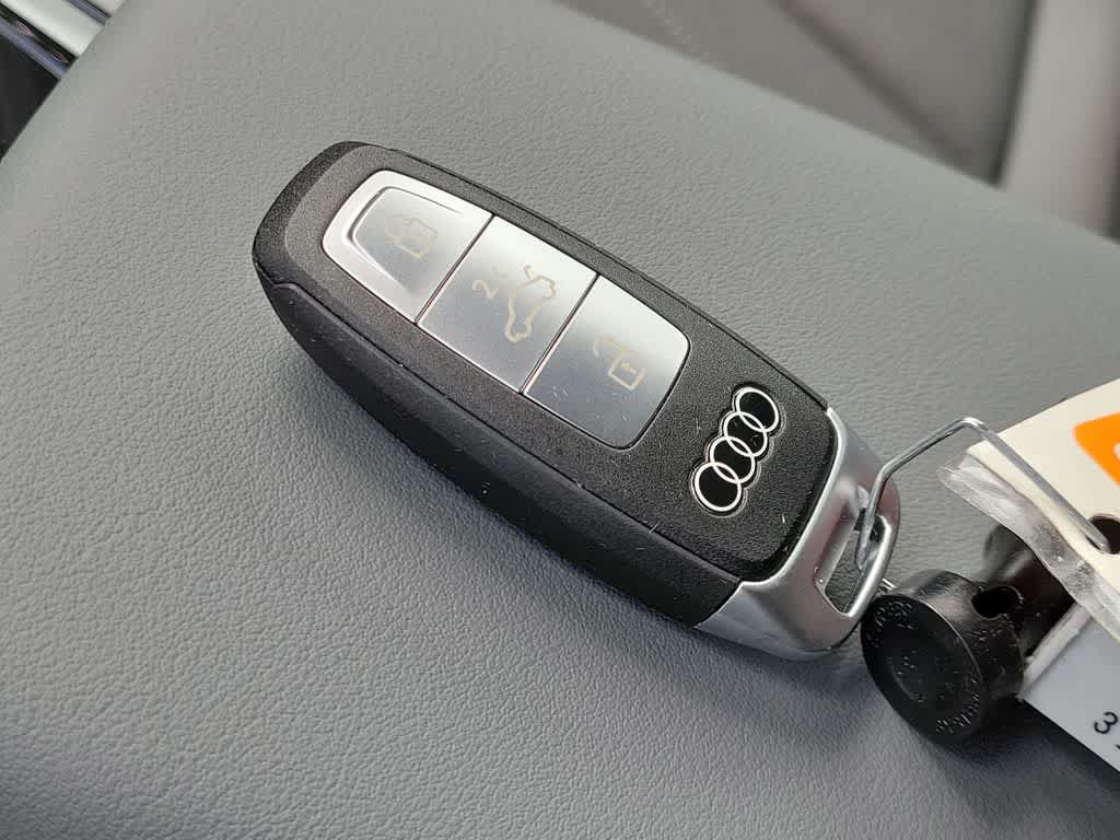 New 2026 Audi Q3 quattro 2.0T AWD/4WD image 28