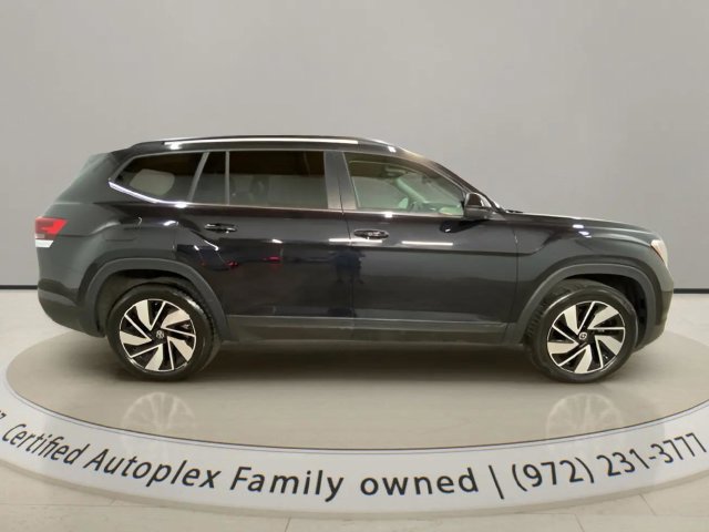Used 2026 Volkswagen Atlas SE FWD image 6