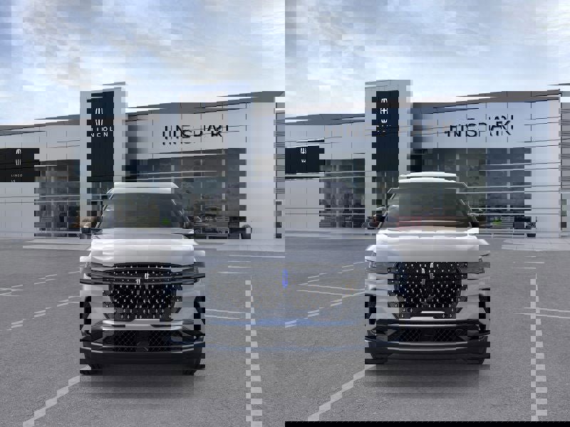 New 2026 Lincoln Nautilus Premier image 6