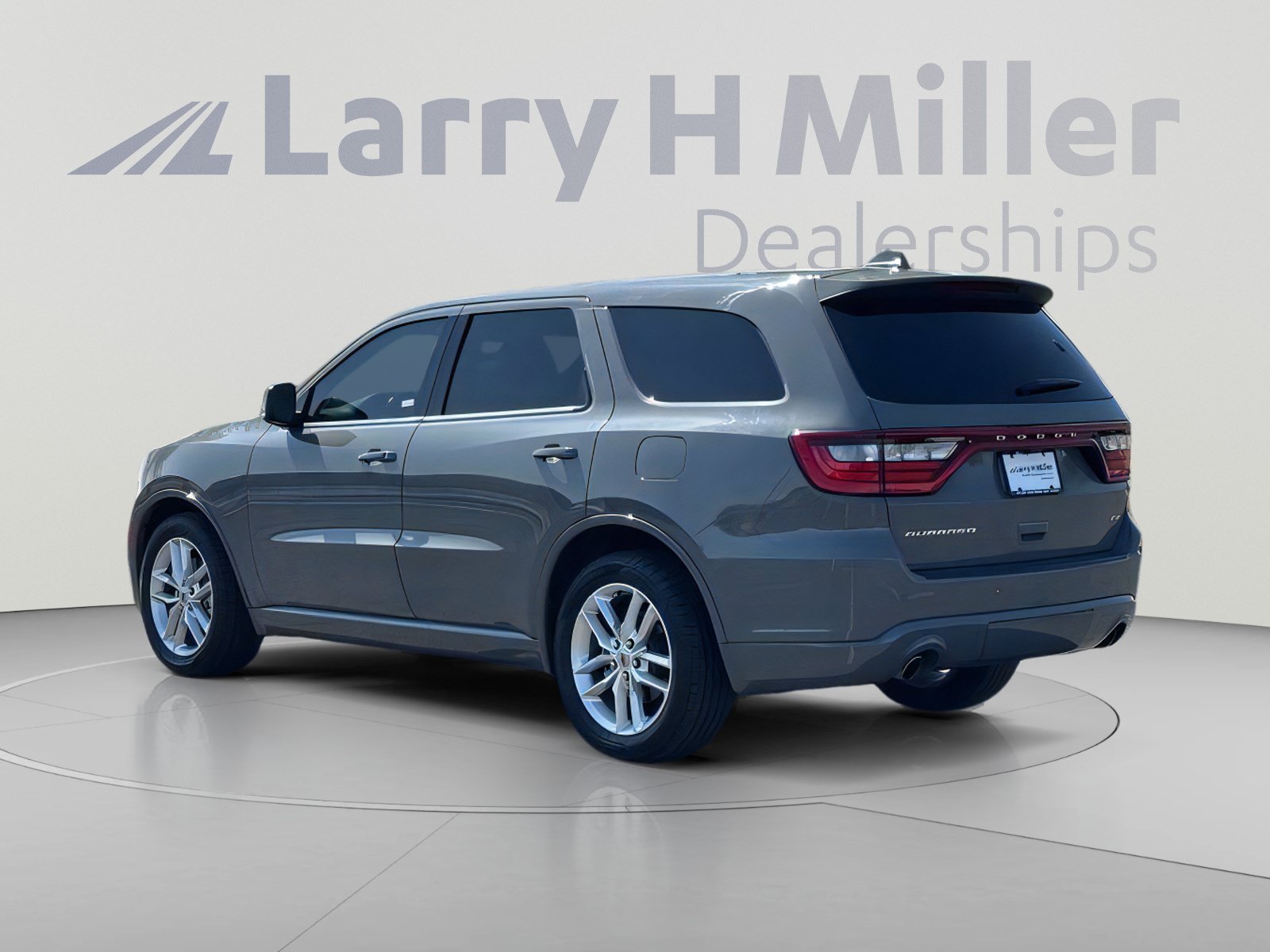 Used 2021 Dodge Durango GT RWD image 4