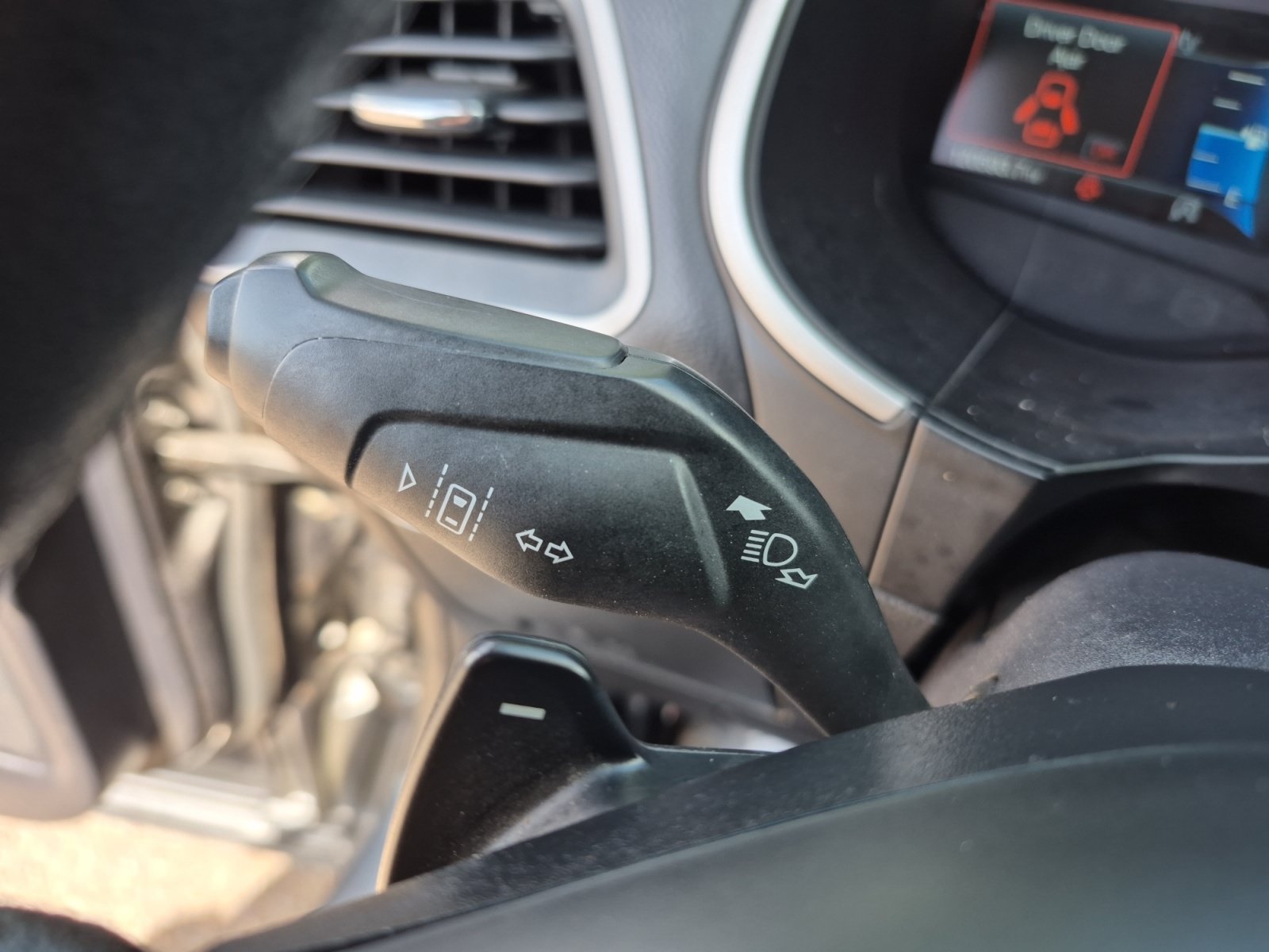 Used 2019 Ford Edge SEL w/ Equipment Group 201A AWD/4WD image 33