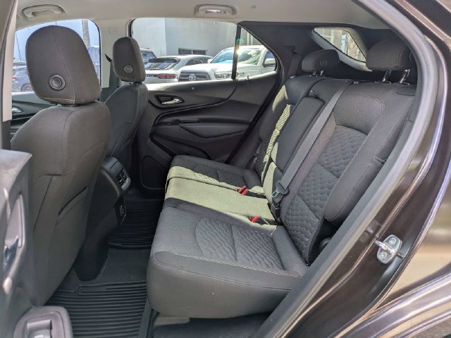 Used 2020 Chevrolet Equinox LT FWD image 20