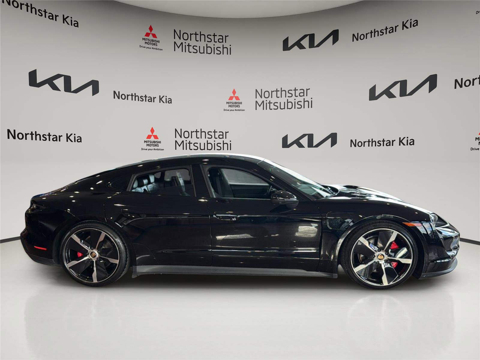 Used 2021 Porsche Taycan 4S AWD/4WD image 4