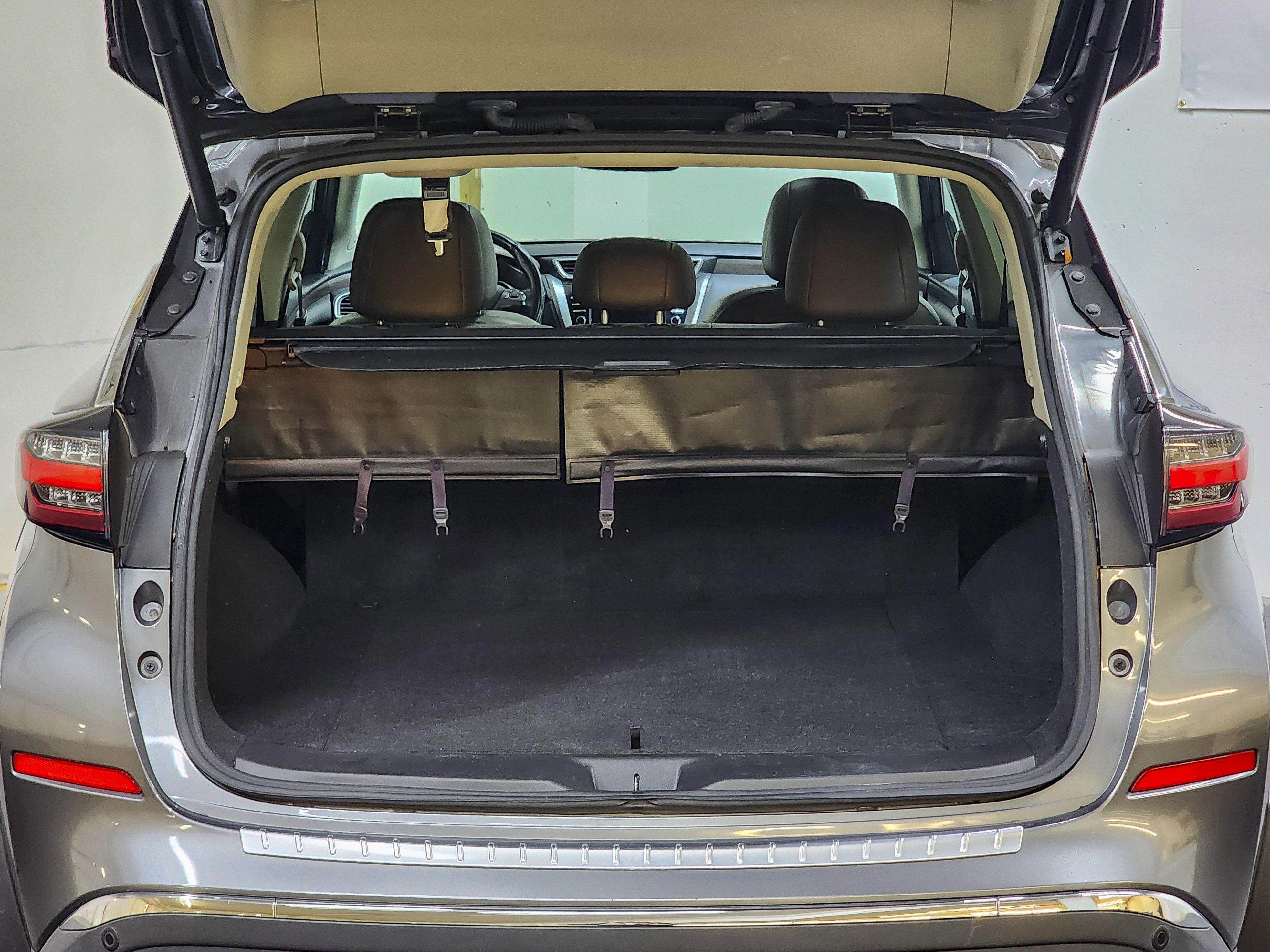 Used 2022 Nissan Murano Platinum w/ Cargo Package image 7