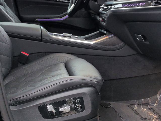 Used 2025 BMW X7 xDrive40i image 30