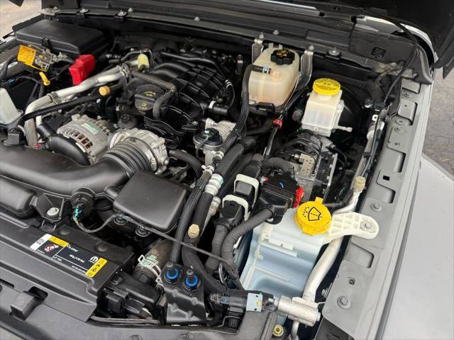 Certified 2022 Jeep Gladiator Sport AWD/4WD image 44