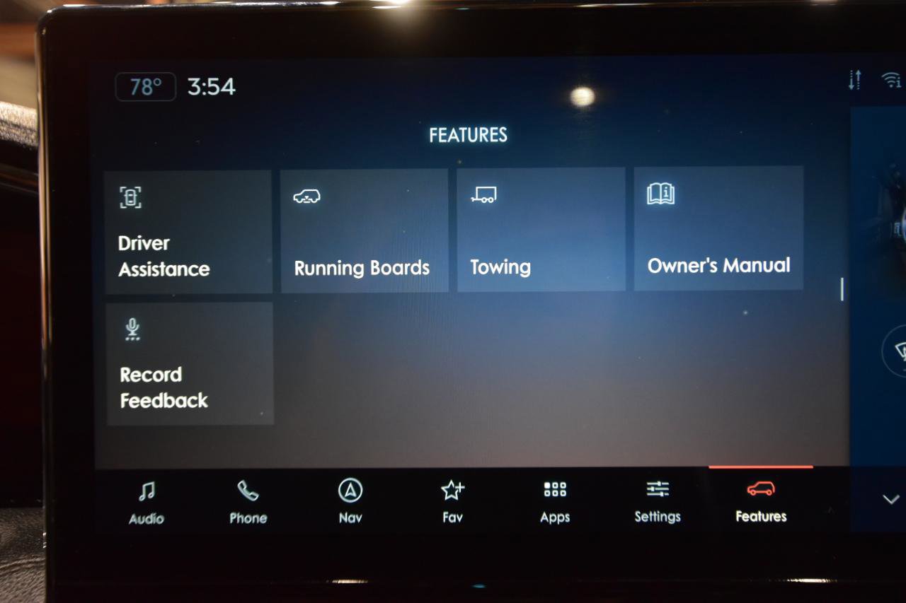 Used 2023 Lincoln Navigator Reserve AWD/4WD image 32