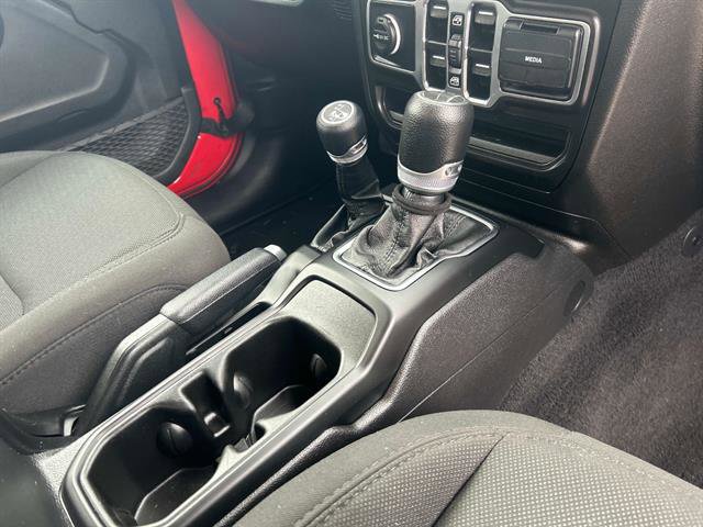 Certified 2023 Jeep Gladiator Sport image 17