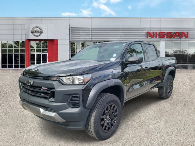 Used 2023 Chevrolet Colorado Trail Boss image 9