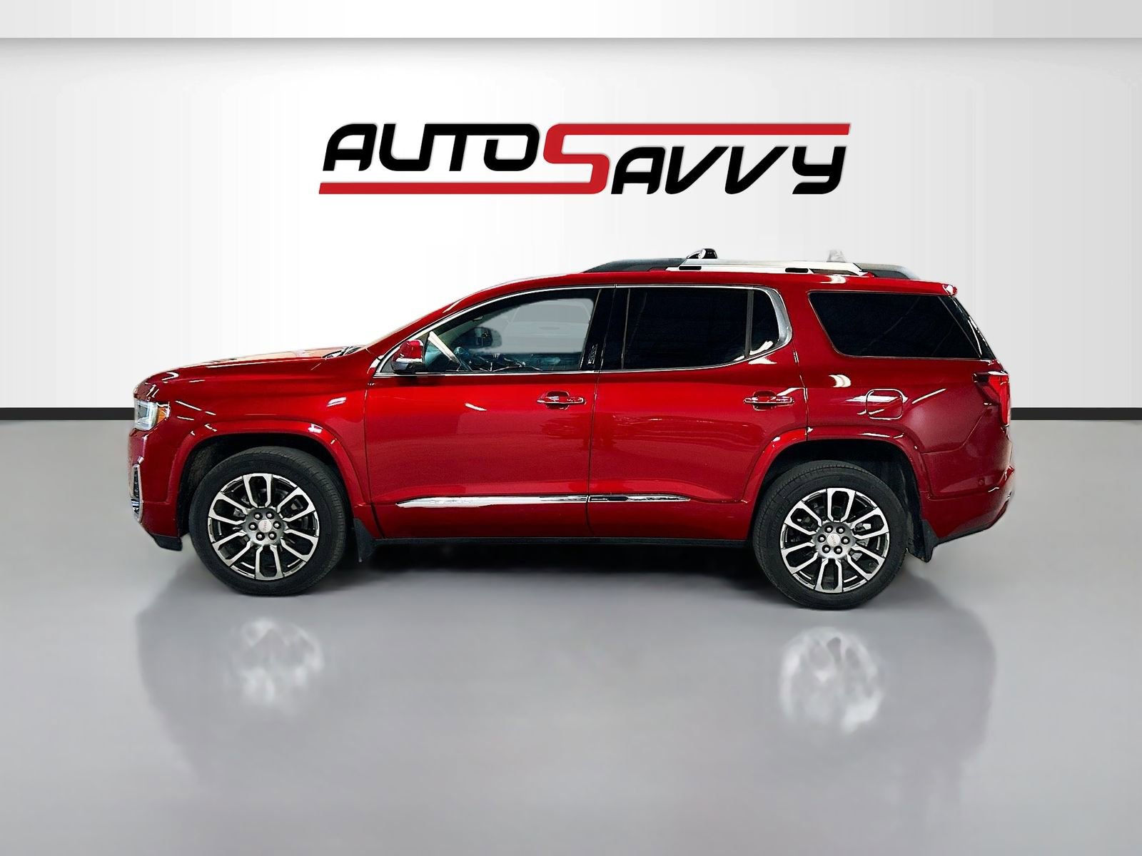 Used 2023 GMC Acadia Denali w/ Denali Technology Package AWD/4WD image 4