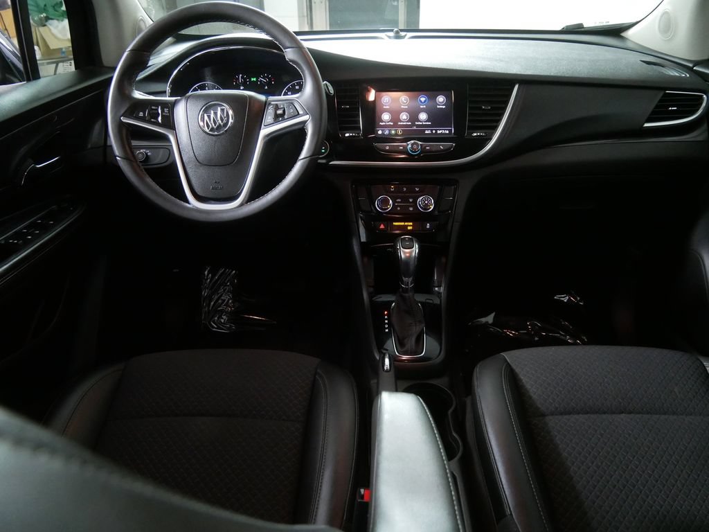 Used 2022 Buick Encore Preferred w/ Safety Package FWD image 20