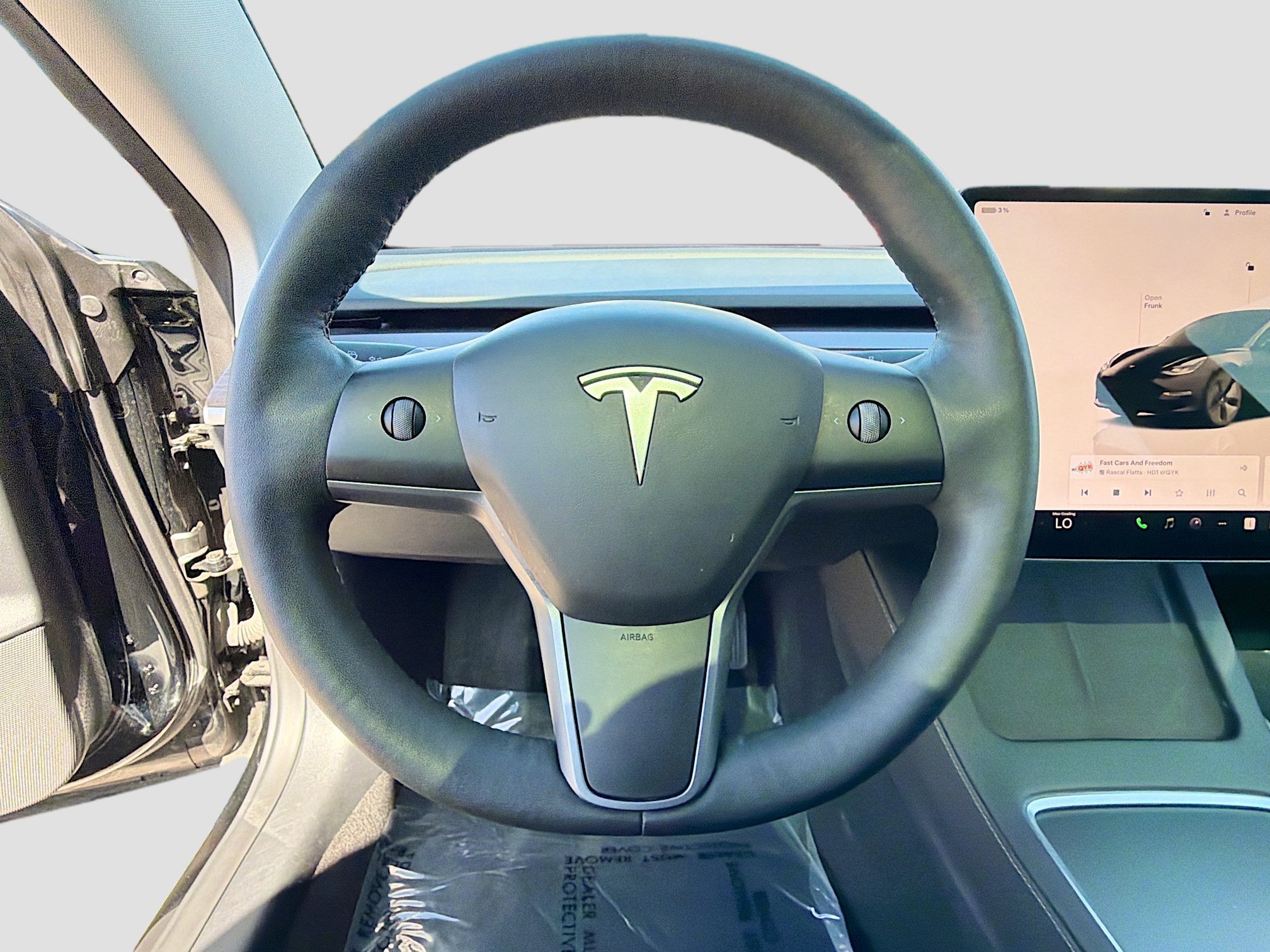 Used 2023 Tesla Model 3 Standard Range image 36