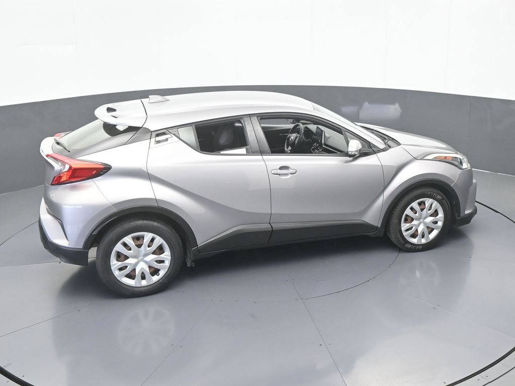 Used 2019 Toyota C-HR LE FWD image 45