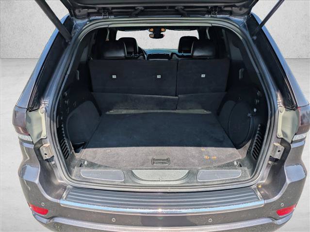 Used 2018 Jeep Grand Cherokee Overland AWD/4WD image 6