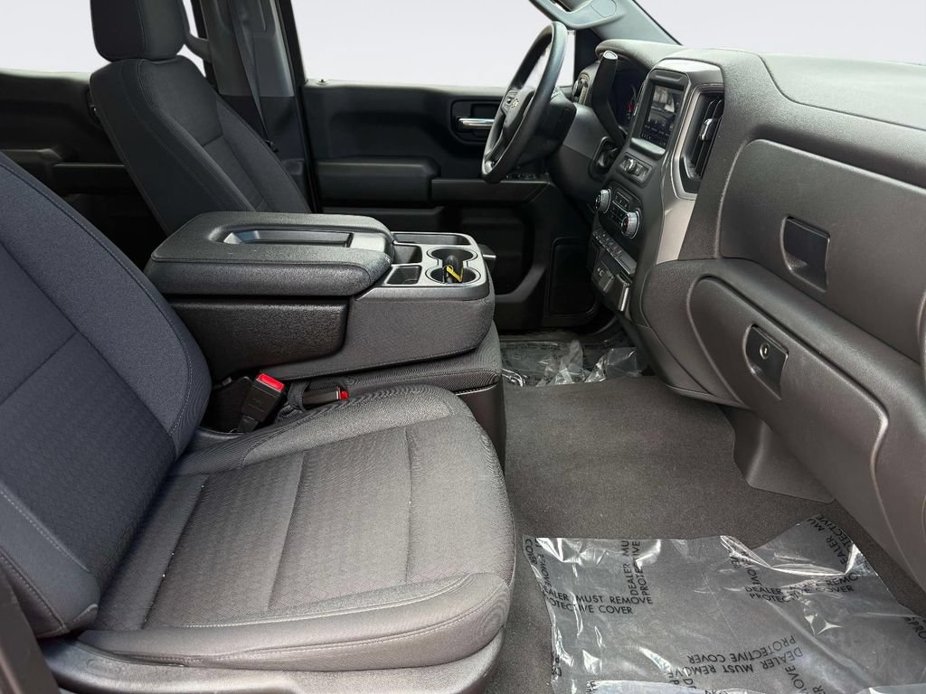 Used 2023 Chevrolet Silverado 1500 Custom AWD/4WD image 28
