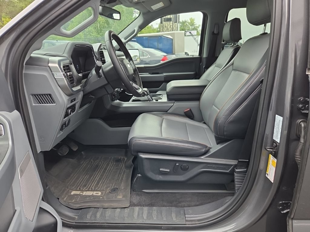 Used 2025 Ford F150 Lariat AWD/4WD image 12