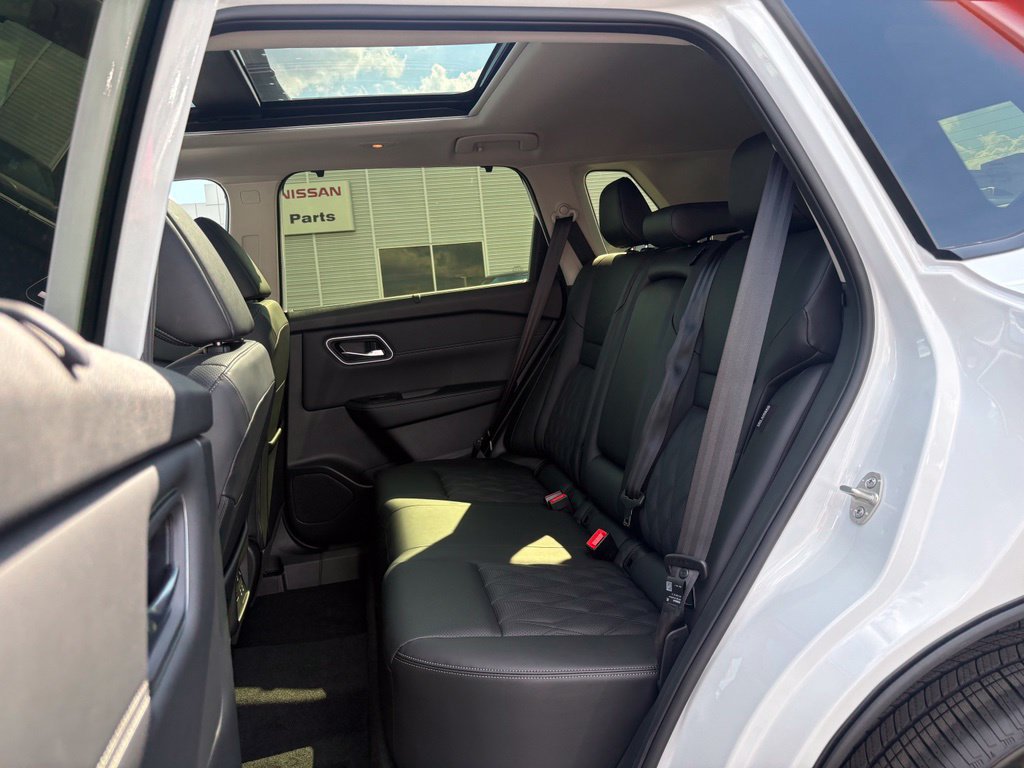New 2026 Nissan Rogue Platinum AWD/4WD image 21