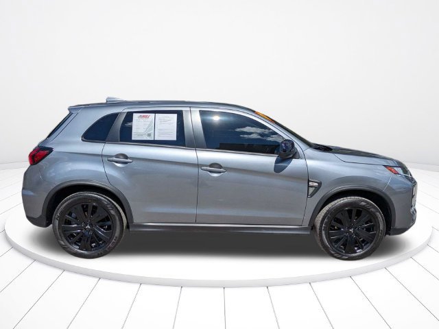 Used 2025 Mitsubishi Outlander Sport LE AWD/4WD image 3
