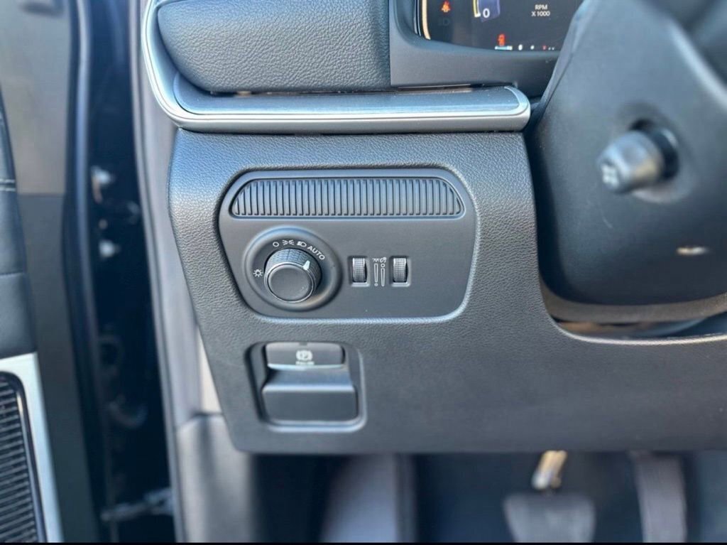 New 2026 Jeep Grand Wagoneer Limited image 31