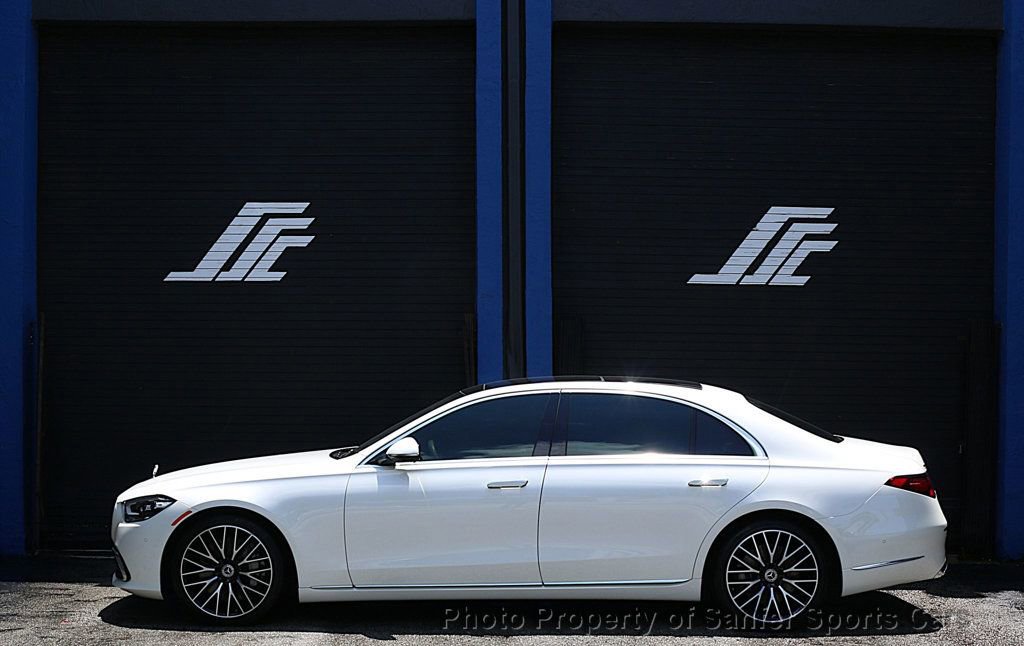 Used 2022 Mercedes-Benz S 500 4MATIC image 2
