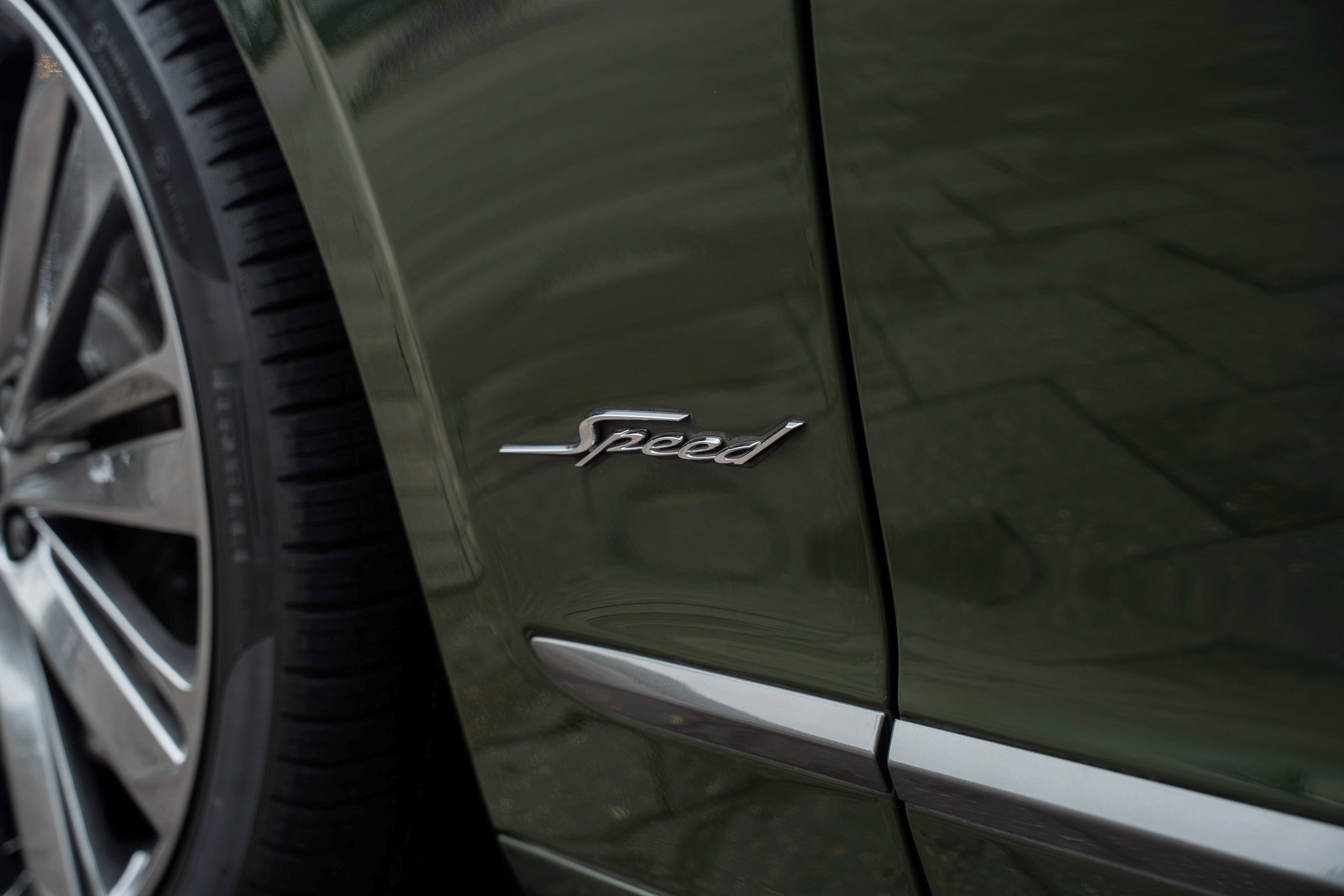 Used 2024 Bentley Flying Spur W12 image 12