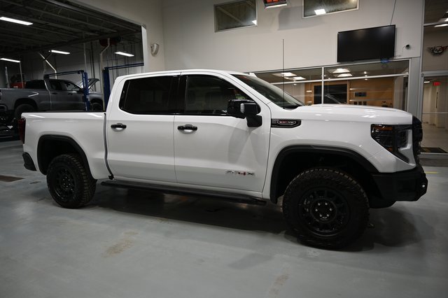 New 2026 GMC Sierra 1500 AT4X w/ AT4X AEV Edition image 4