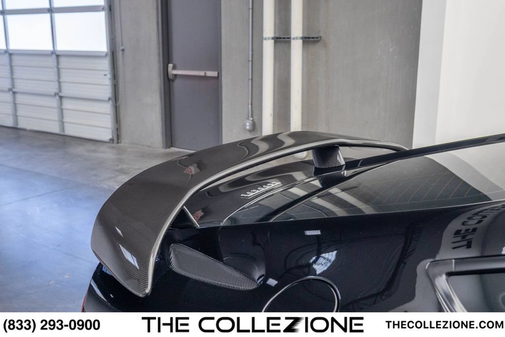 Used 2014 Ferrari F12 Berlinetta RWD image 25