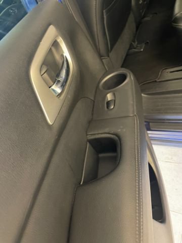 Used 2020 Nissan Pathfinder SL FWD image 19