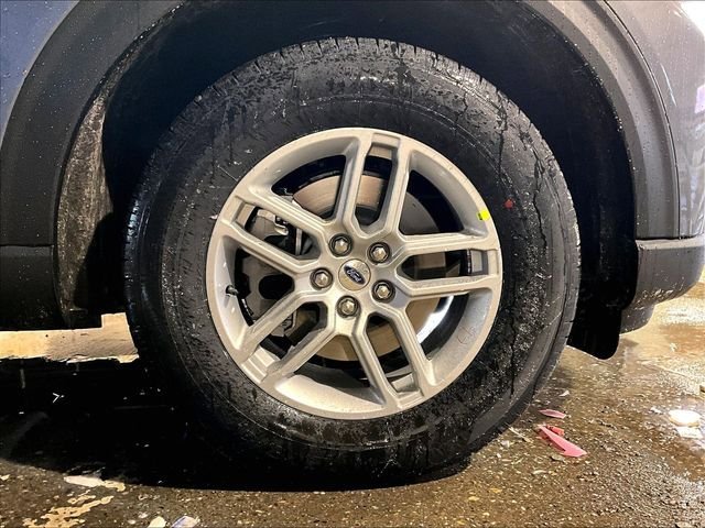 New 2026 Ford Explorer Active AWD/4WD image 13