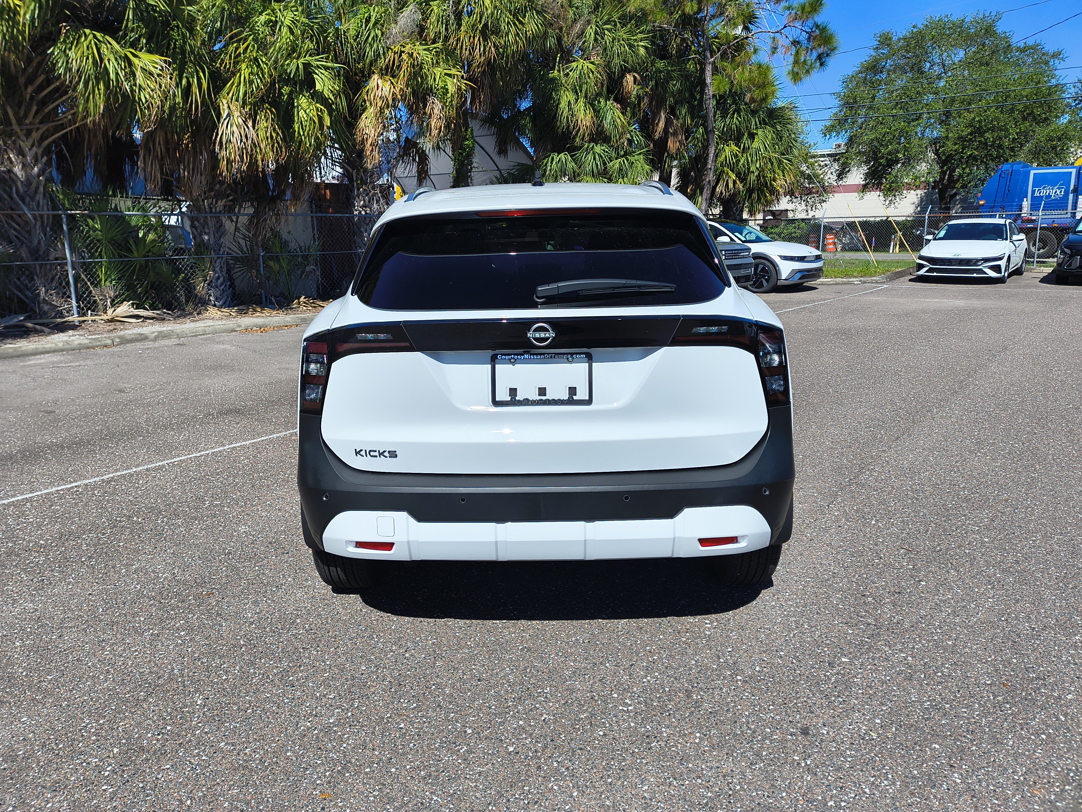 Certified 2026 Nissan Kicks SV FWD image 7