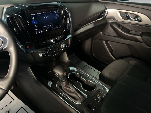 Used 2023 Chevrolet Traverse LT AWD/4WD image 17