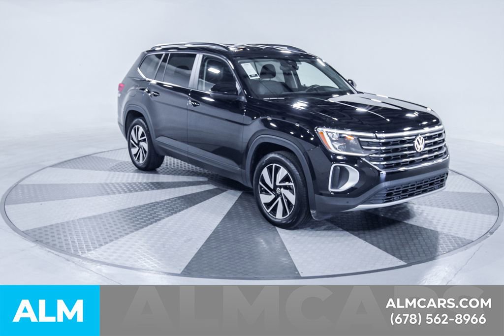 Used 2025 Volkswagen Atlas SE image 15