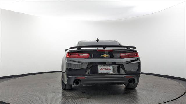 Used 2018 Chevrolet Camaro LT RWD image 7