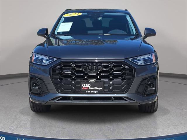 Used 2023 Audi Q5 2.0T Premium Plus w/ Premium Plus Package AWD/4WD image 3