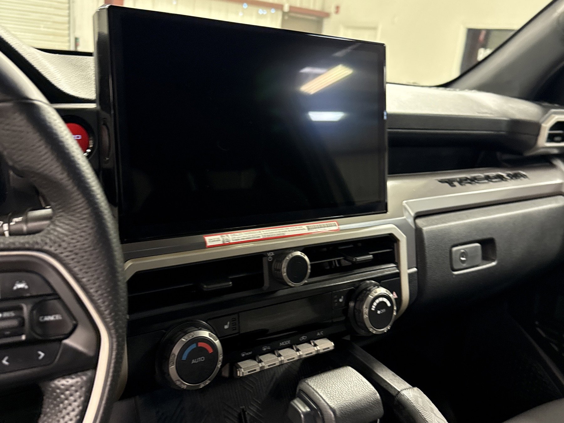 Used 2025 Toyota Tacoma SR5 image 8