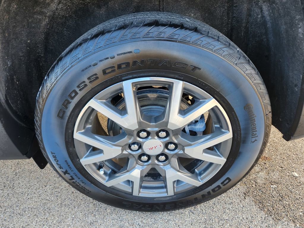 Used 2022 GMC Acadia SLE FWD image 45